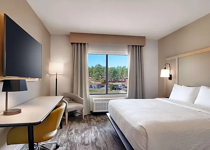 Fairfield By Marriott & Show 3*